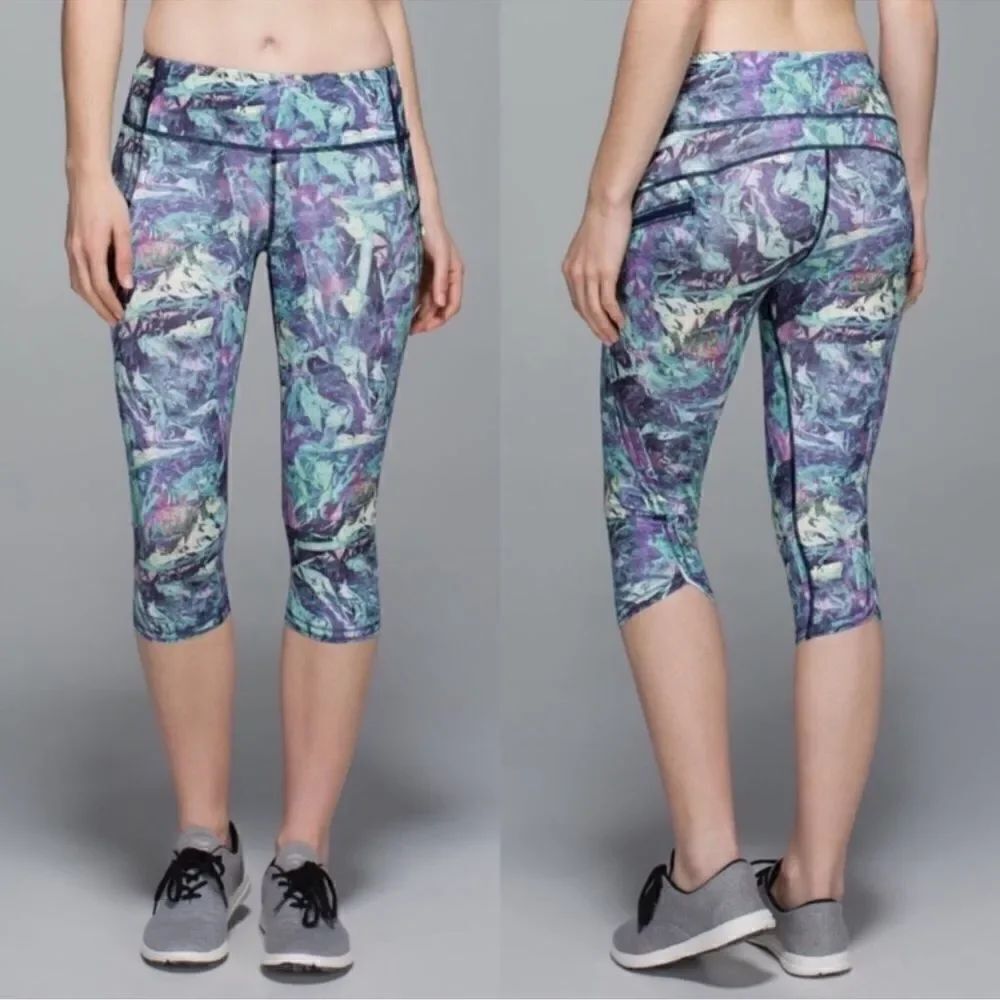Lululemon Run: Top Speed iridescent Crop Legging size 4 - Picture 11 of 11